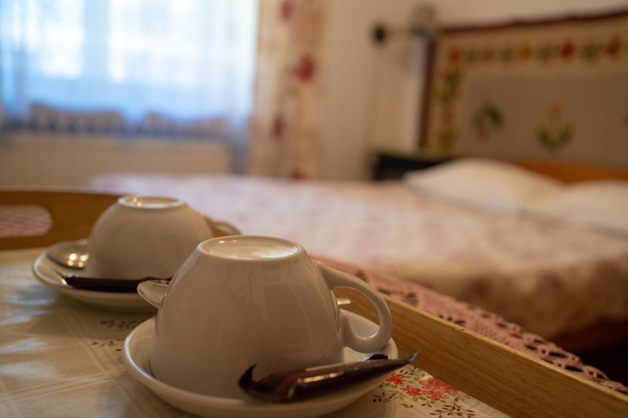 Kolory Guest House Краков Экстерьер фото