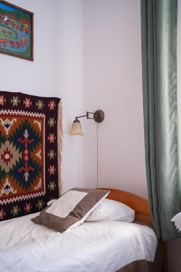 Kolory Guest House Краков Экстерьер фото