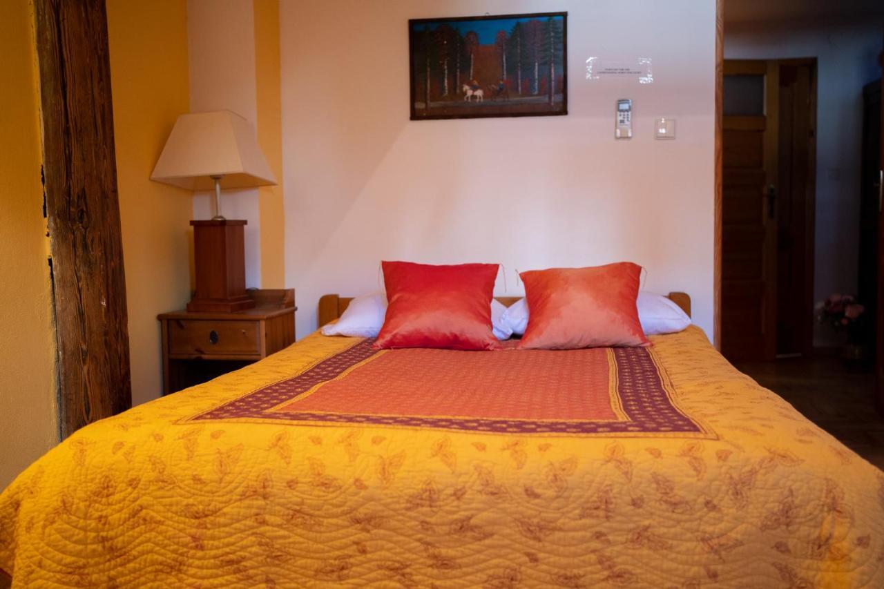 Kolory Guest House Краков Экстерьер фото