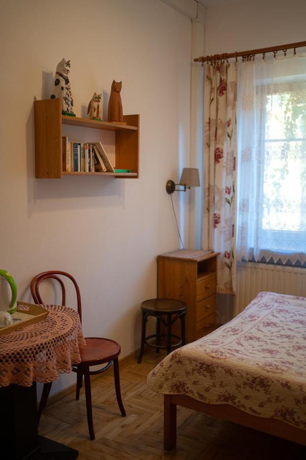 Kolory Guest House Краков Экстерьер фото