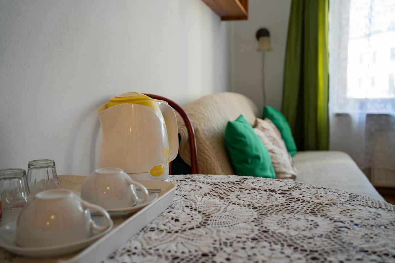 Kolory Guest House Краков Экстерьер фото