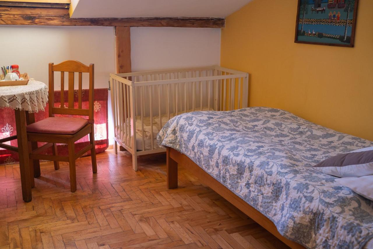 Kolory Guest House Краков Экстерьер фото