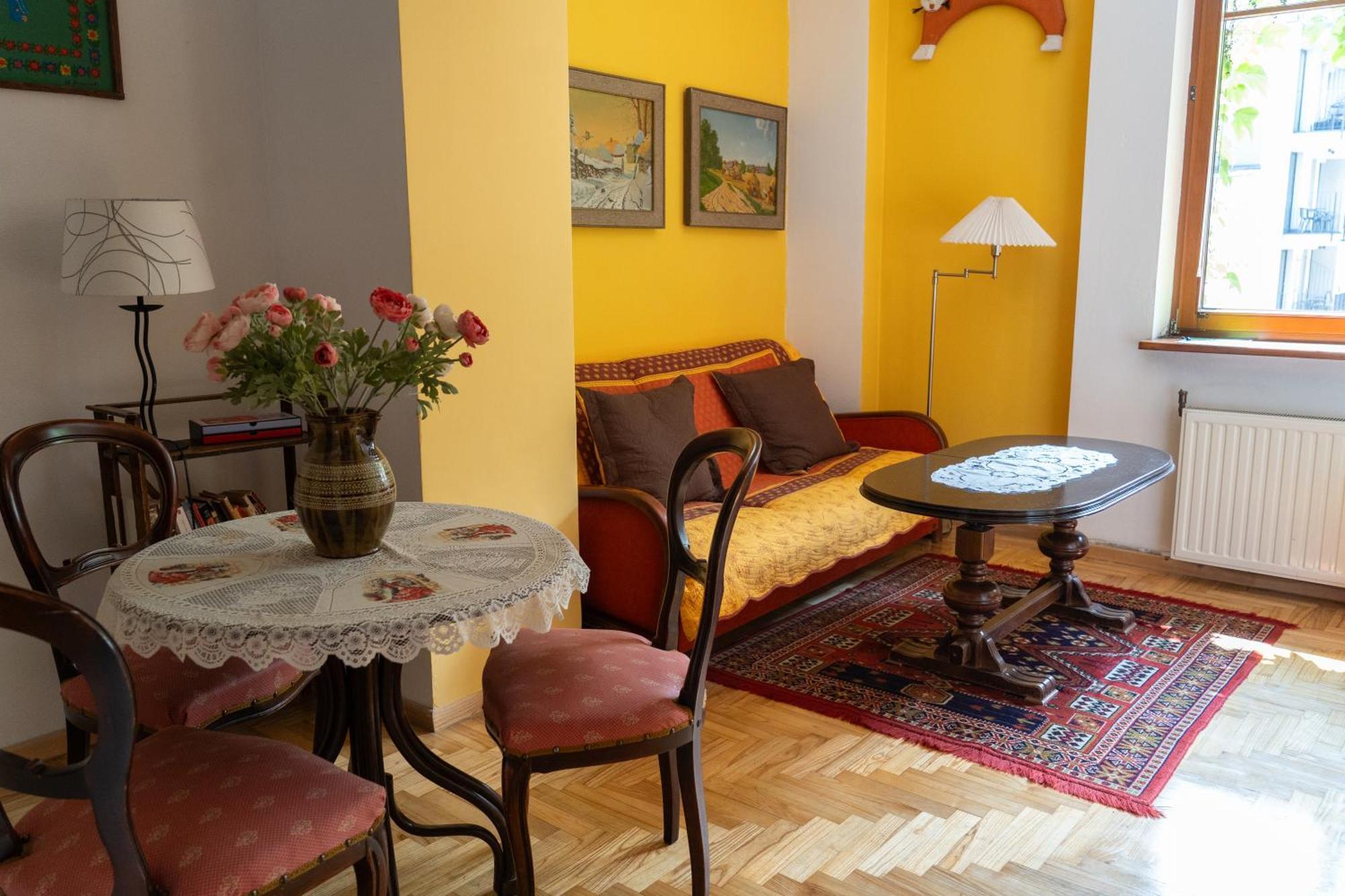 Kolory Guest House Краков Экстерьер фото