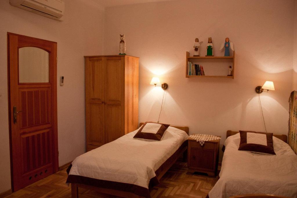 Kolory Guest House Краков Экстерьер фото