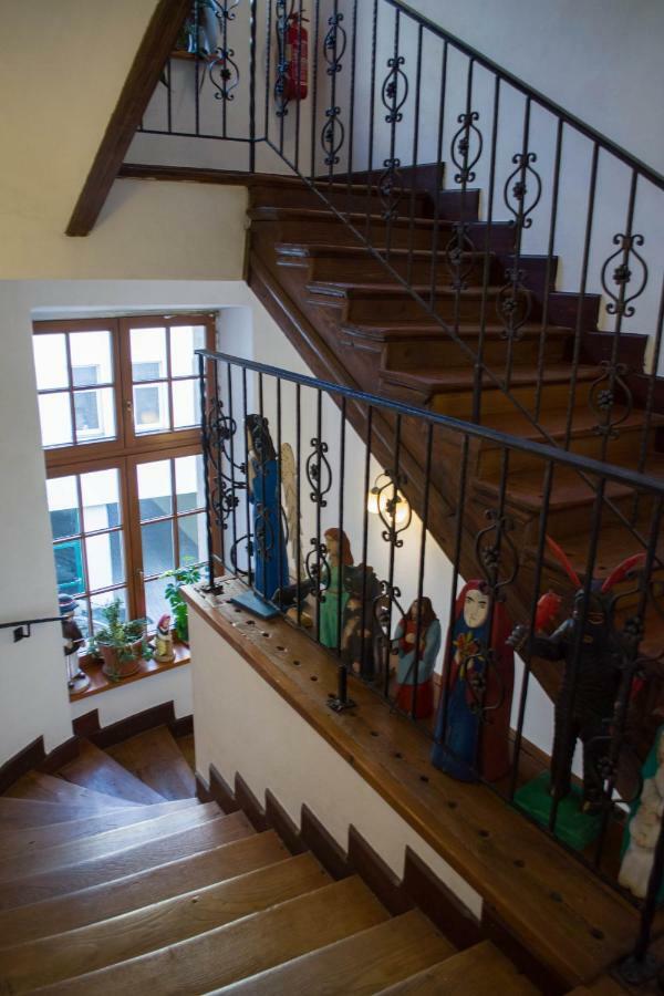 Kolory Guest House Краков Экстерьер фото